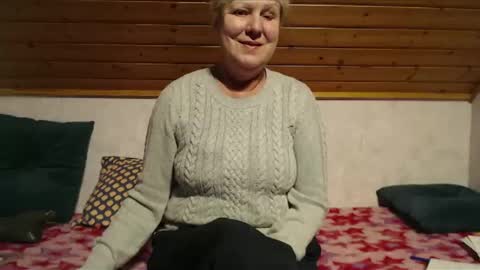 Snapshot of nikole111 chatting on 6, 2, 2025 Nikole1 online show from 6, 2, 2025