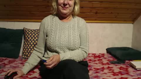 Snapshot of nikole111 chatting on 8, 2, 2025 Nikole1 online show from 8, 2, 2025