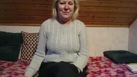 Snapshot of nikole111 chatting on 9, 2, 2025 Nikole1 online show from 9, 2, 2025