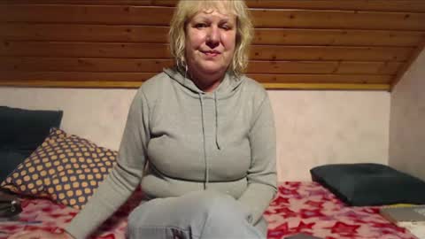 Snapshot of nikole111 chatting on 21, 2, 2025 Nikole1 online show from 21, 2, 2025