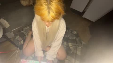 nikoli_naw online show from 13, 4, 2026