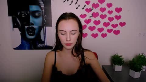Snapshot of nikonara_ chatting on 10, 1, 2025 nikonara_ online show from 10, 1, 2025