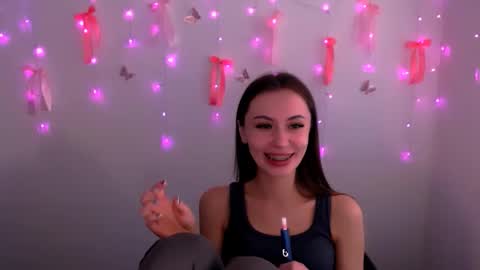nikonara_ online show from 10, 5, 2026