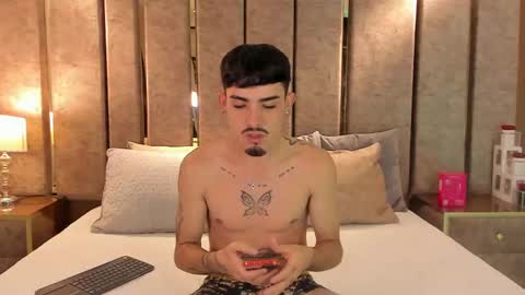 Niko Stone online show from 19, 10, 2025