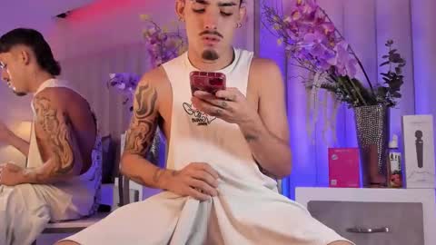 Snapshot of nikostone chatting on 23, 4, 2026 Niko Stone online show from 23, 4, 2026