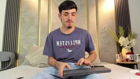 Snapshot of nikostone chatting on 23, 5, 2026 Niko Stone online show from 23, 5, 2026