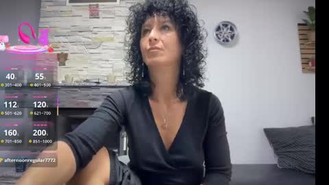 Snapshot of nikpassion123 chatting on 13, 10, 2025 nikol online show from 13, 10, 2025