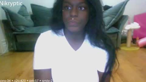 Snapshot of nikryptic chatting on 22, 10, 2025 Nikole online show from 22, 10, 2025