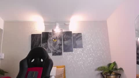 Snapshot of nils_saint chatting on 9, 9, 2025 Nils online show from 9, 9, 2025