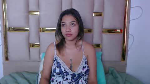 Nina Carther online show from 25, 10, 2025