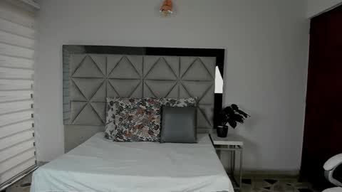  Nina  online show from 6, 3, 2025