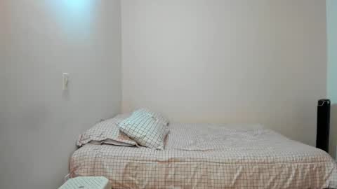  Nina  online show from 25, 11, 2025