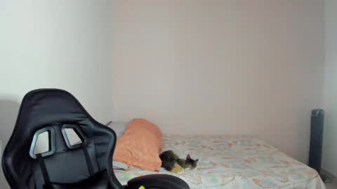  Nina  online show from 17, 4, 2026