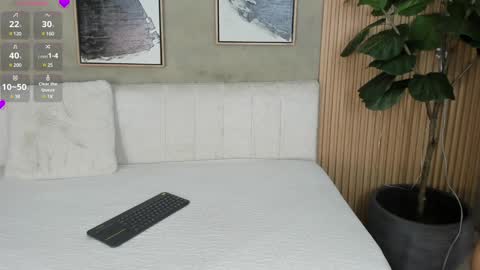 NINA online show from 26, 12, 2024