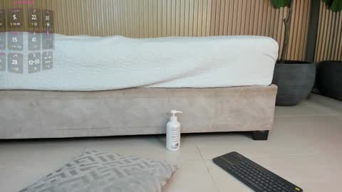 NINA online show from 25, 2, 2025