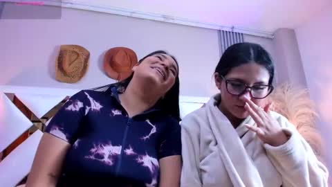 Nina online show from 5, 3, 2025