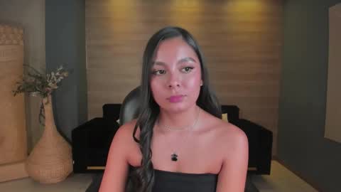 Nina online show from 3, 10, 2025