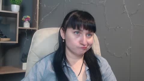 ninaflawlees online show from 3, 12, 2025