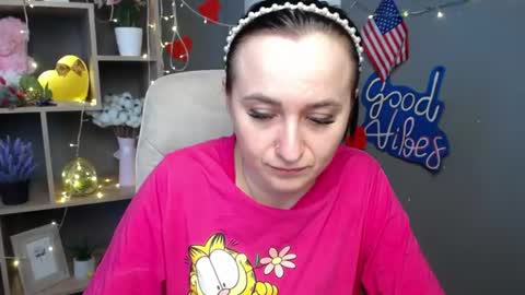 ninaflawlees online show from 7, 7, 2026