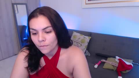 Snapshot of ninaluke chatting on 24, 12, 2024 Nina Luke online show from 24, 12, 2024