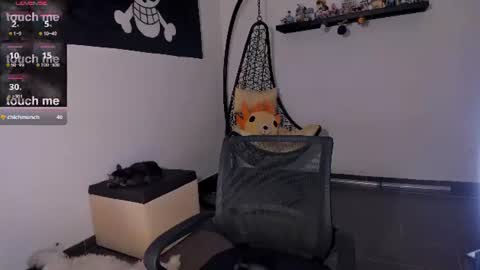 ninamonroee online show from 18, 6, 2026