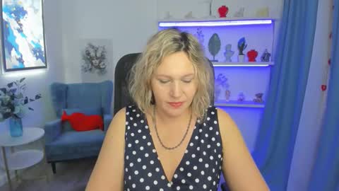 ninastarle online show from 13, 3, 2026