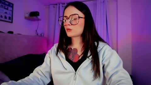 ninavolkov online show from 6, 10, 2025