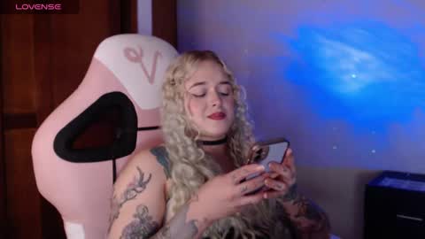 Snapshot of ninaxxstorm chatting on 25, 2, 2025 Nina online show from 25, 2, 2025