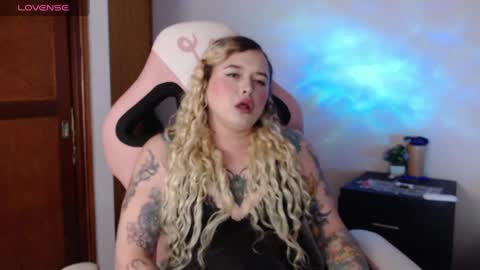 Snapshot of ninaxxstorm chatting on 27, 9, 2025 Nina online show from 27, 9, 2025