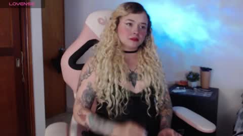 Snapshot of ninaxxstorm chatting on 2, 10, 2025 Nina online show from 2, 10, 2025