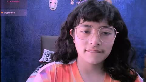 Snapshot of ninayellow chatting on 24, 10, 2025 Nina online show from 24, 10, 2025