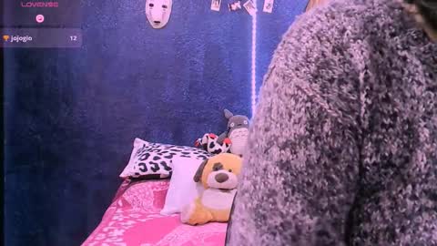 Snapshot of ninayellow chatting on 2, 12, 2025 Nina online show from 2, 12, 2025