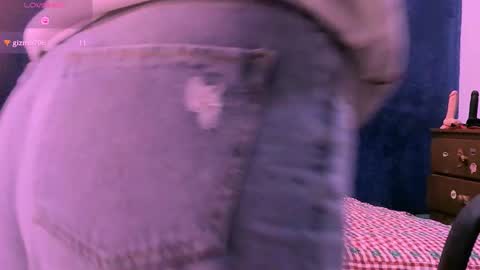 Snapshot of ninayellow chatting on 8, 1, 2026 Nina online show from 8, 1, 2026