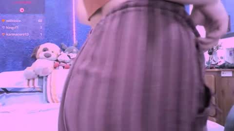 Snapshot of ninayellow chatting on 15, 1, 2026 Nina online show from 15, 1, 2026