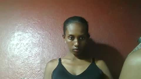 ninie246746 online show from 11, 1, 2025