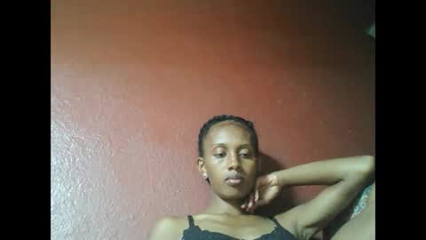 ninie246746 online show from 16, 2, 2025