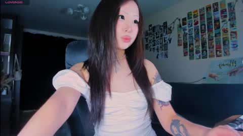 Yumi  ig yumibaee online show from 13, 4, 2026