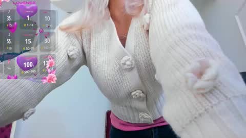 nina dee online show from 18, 11, 2025