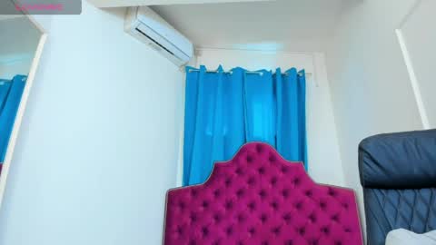Snapshot of ninna_dee chatting on 3, 6, 2026 nina dee online show from 3, 6, 2026