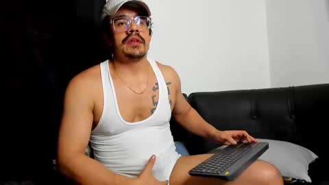 Steven online show from 4, 3, 2025