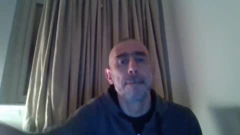 Snapshot of nirevess chatting on 2, 12, 2024 nirevess online show from 2, 12, 2024
