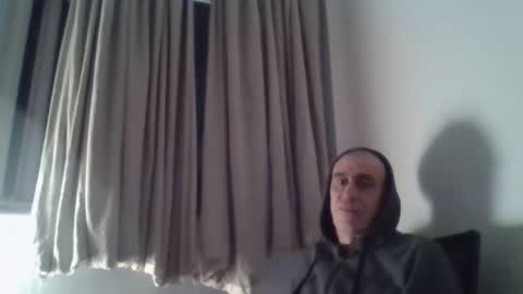 Snapshot of nirevess chatting on 16, 12, 2024 nirevess online show from 16, 12, 2024