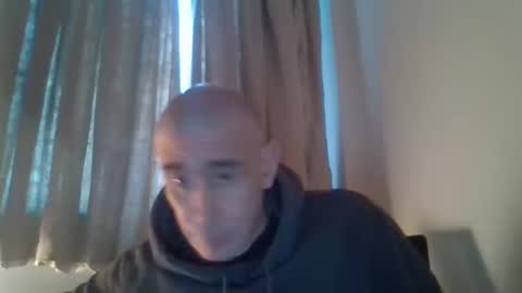 Snapshot of nirevess chatting on 6, 1, 2025 nirevess online show from 6, 1, 2025