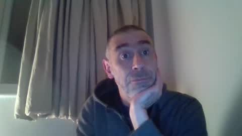 Snapshot of nirevess chatting on 19, 1, 2025 nirevess online show from 19, 1, 2025