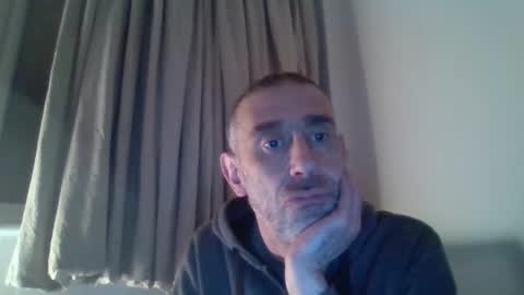 Snapshot of nirevess chatting on 20, 1, 2025 nirevess online show from 20, 1, 2025