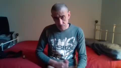 Snapshot of nirevess chatting on 3, 2, 2025 nirevess online show from 3, 2, 2025