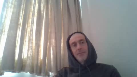 Snapshot of nirevess chatting on 10, 3, 2025 nirevess online show from 10, 3, 2025