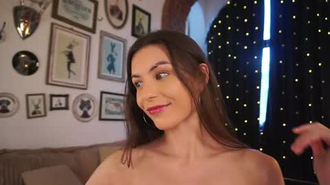 Snapshot of nixotica_ chatting on 19, 4, 2026 Nixi online show from 19, 4, 2026