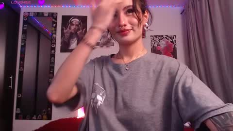 Snapshot of nixxie_ chatting on 12, 9, 2025 Nixxie online show from 12, 9, 2025