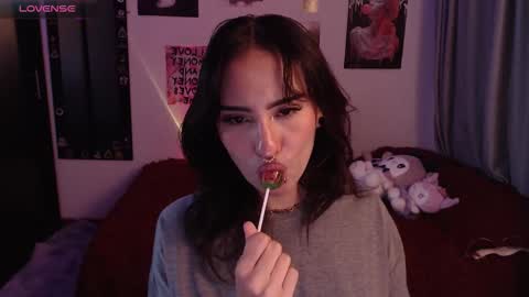 Snapshot of nixxie_ chatting on 21, 10, 2025 Nixxie online show from 21, 10, 2025